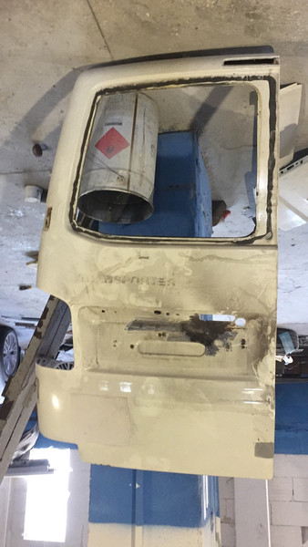 Дверь задняя левая распашонка Volkswagen T5 (Transporter)  2007 2.5 Дизель Киев