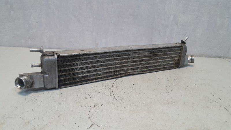 Радиатор двигателя A2205000400   Mercedes S-Class