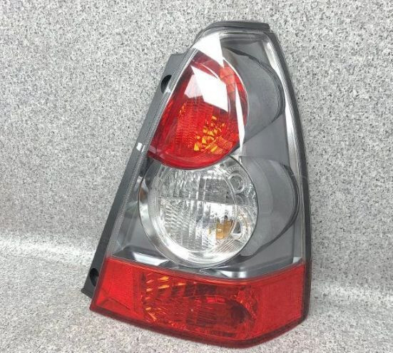 Фонарь задний правый 84201SA180   Subaru Forester