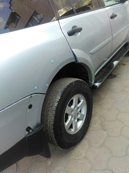 Расширитель задней правой арки и зад. правой двери и все подкрылки 4шт Mitsubishi Pajero Sport  2011 2.5 Дизель Хмельницкий