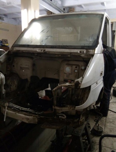Кабина Mercedes Sprinter 2003 г.  2.2 л дизель Киев