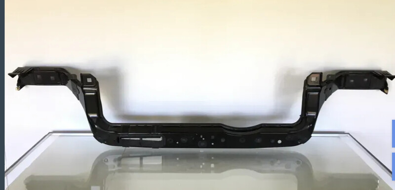 Металлический телевизор (передняя панель/рамка радиатора) Ford Edge  2018 2.0 Бензин Боярка