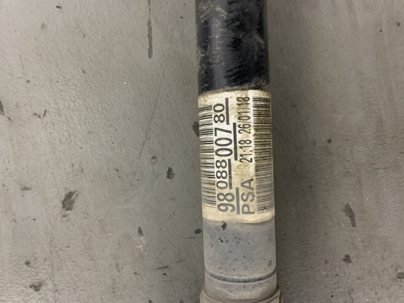 Полуось правая в сборе Citroen C3 Aircross  2015 хэтчбек 1.0 Бензин Киев