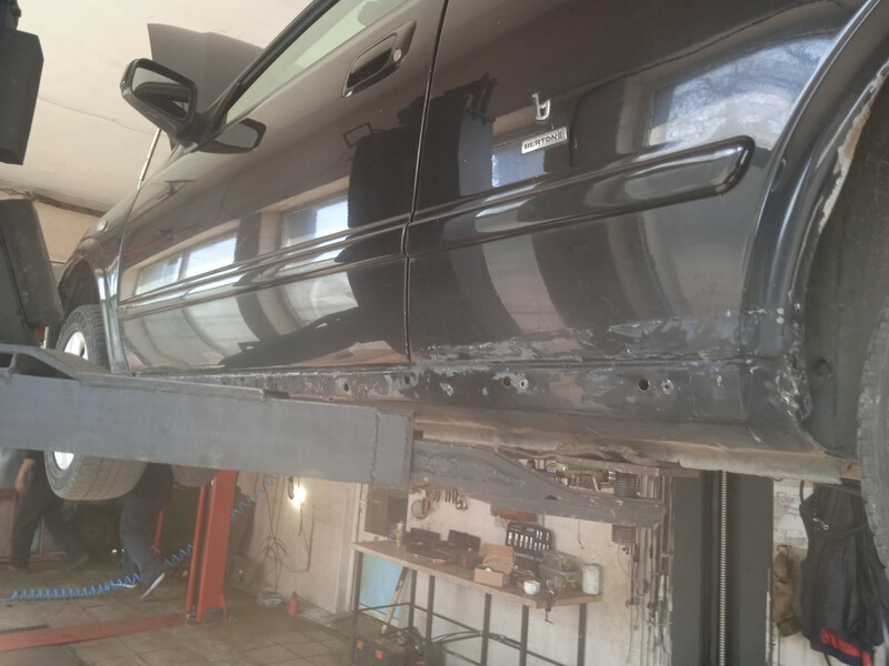 Молдинг порога Opel Zafira A  2003 купе 2.2 Бензин Одесса