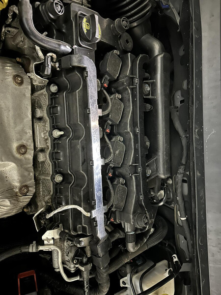 Клапаная крышка Jeep Cherokee  2019 2.4 Бензин 