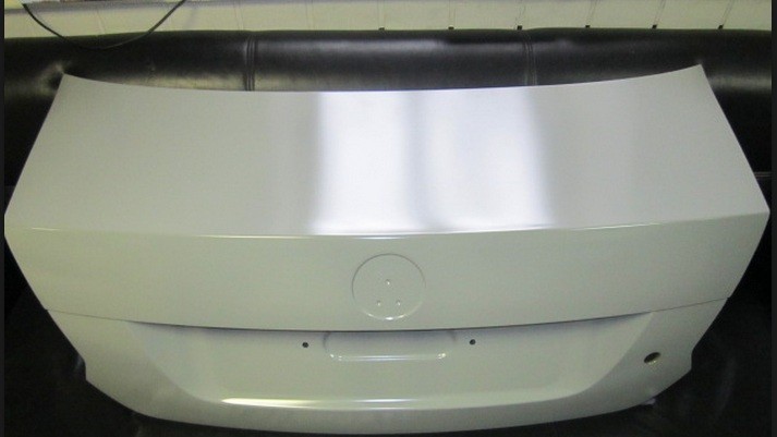 Кришка багажника 6RU827025C   Volkswagen Polo