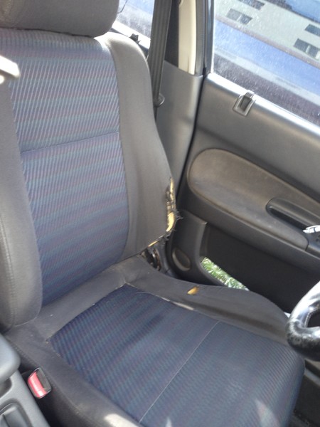 Сидіння водія Mazda 323 1996 г.  1.5 л бензин Ровно