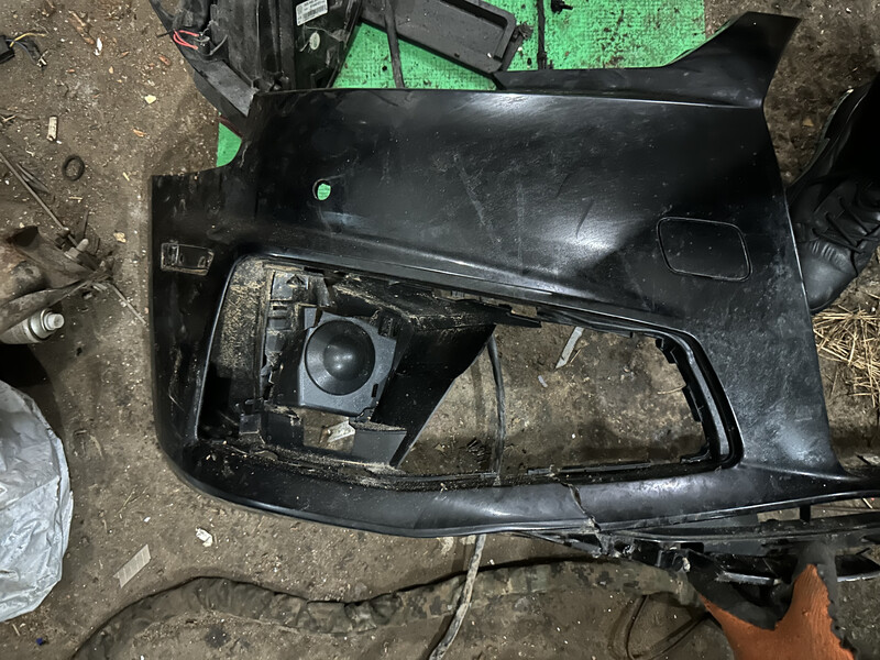 Бампер передний Audi A4 B9  2019 2.0 Бензин 