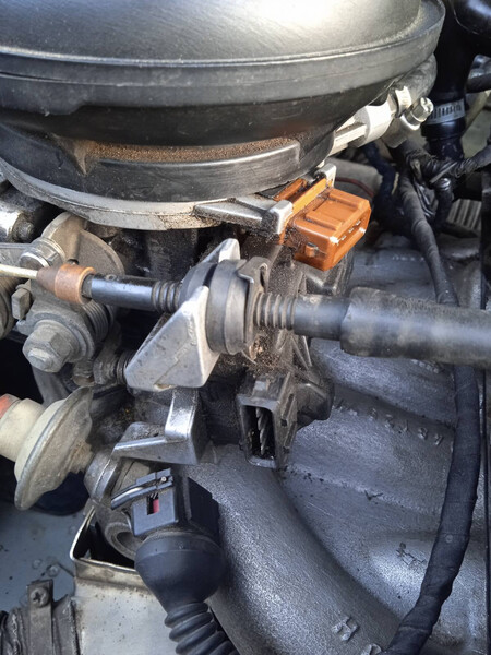 Моноинжектор Audi 100 с4 1990 2.0 Бензин 