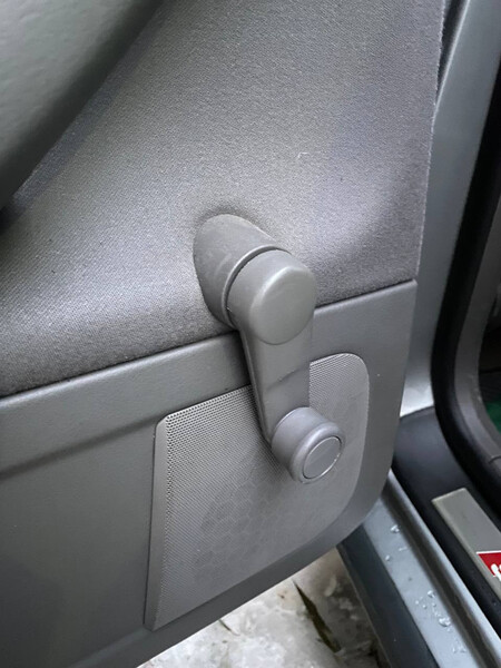 Ручка стеклоподъемника Audi A4 B6  2002 универсал 2.0 Бензин Львов