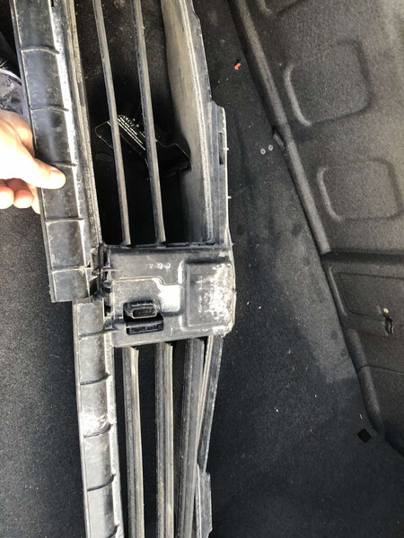 Жалюзи радиатора с приводом Hyundai Sonata  2014 2.5 Гибрид 