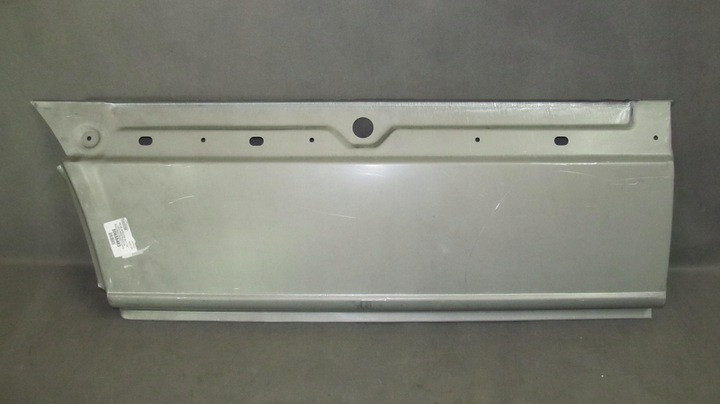 Поріг між аркою та розсувною дверкою Mercedes-Benz Sprinter  2007 3.0 Дизель Борислав