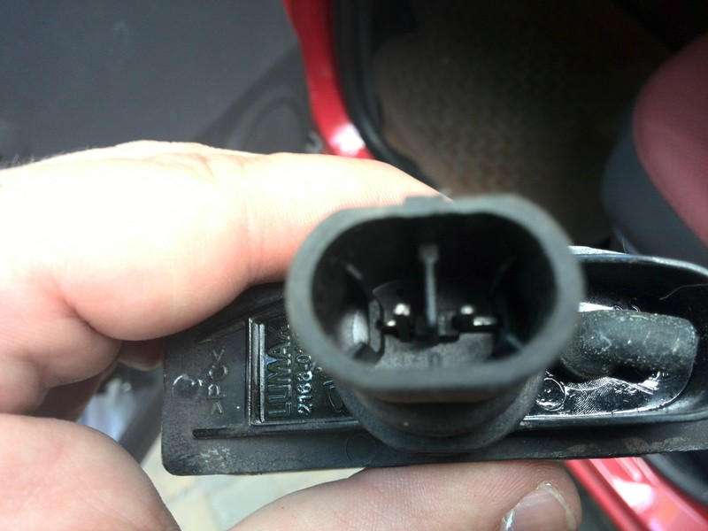 Разъем фонаря подсветки задна Nissan Micra K12  2008 хетчбек 1.2 Бензин 