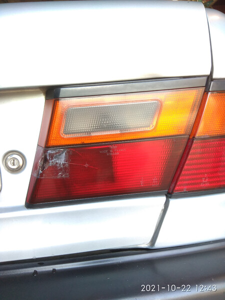 Фонарь правой крышки багажника Nissan Primera P10  1993 2.0 Дизель Мариуполь