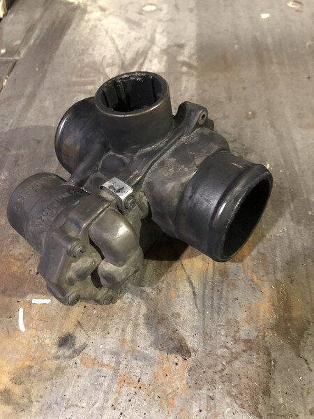 Воздушный клапан Mazda 626  1994 2.0 Дизель 