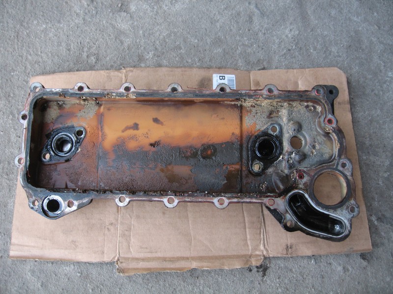 Крышка теплообменника Isuzu Turkuaz  2005 4.8 Дизель Житомир