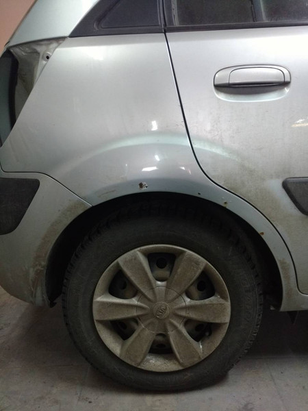 Ремвставка заднього правого крила Kia Rio 2  2006 хэтчбек 1.4 Бензин Киев