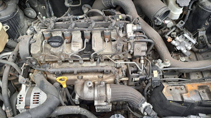 Двигун Hyundai Tucson 2005 р.  Новий Розділ