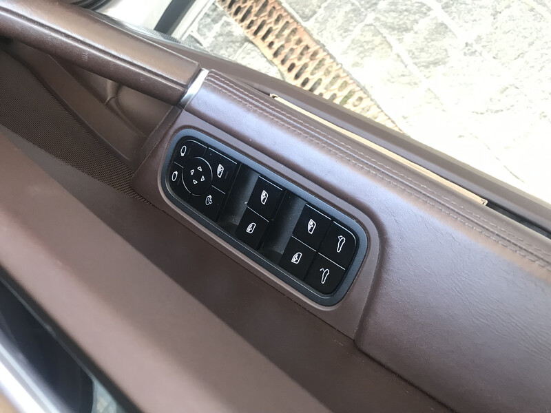 Кнопка стеклоподъемника Porsche Cayenne  2019 хэтчбек 4.0 Бензин Киев