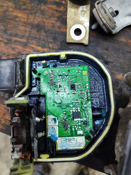 Моторчик двірників Peugeot 508  2014 універсал 1.6 Дизель 