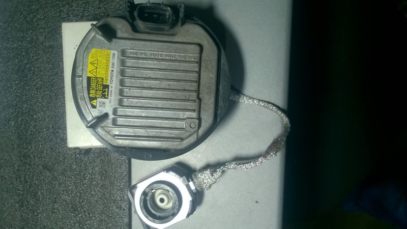 Блок розжига ксенона Toyota Camry V50 2012 3.5 Бензин Днепр