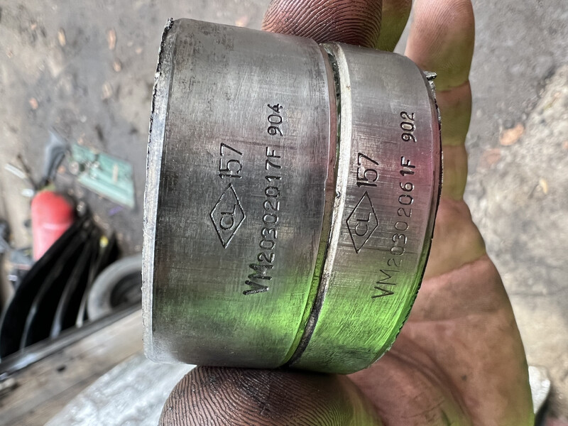 Втулка розпредвала Jeep Grand Cherokee  1999 универсал 3.1 Дизель Немиров