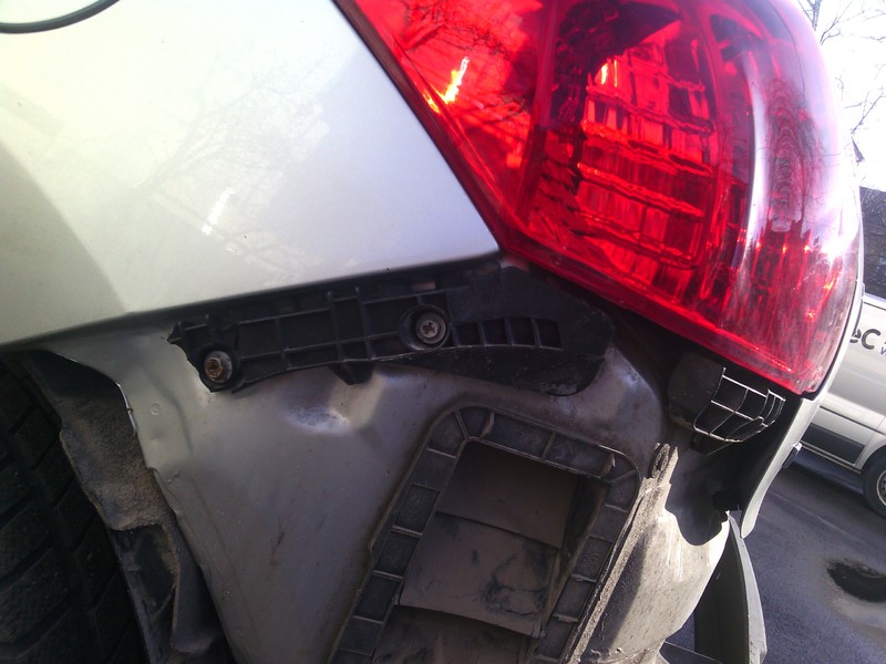 Крепление бампера заднего левое 5257602070 Toyota Auris  2008  Бензин 