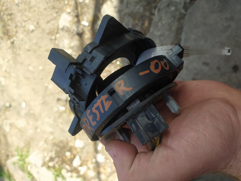 Шлейф руля Subaru Forester  2002 универсал 2.0 Бензин Одесса