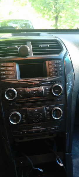 Центральна консоль Ford Explorer  2017 3.7 Бензин 