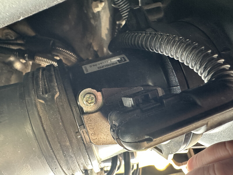 Расходомер воздуха Volkswagen Touareg  2011 3.0 Дизель Полтава