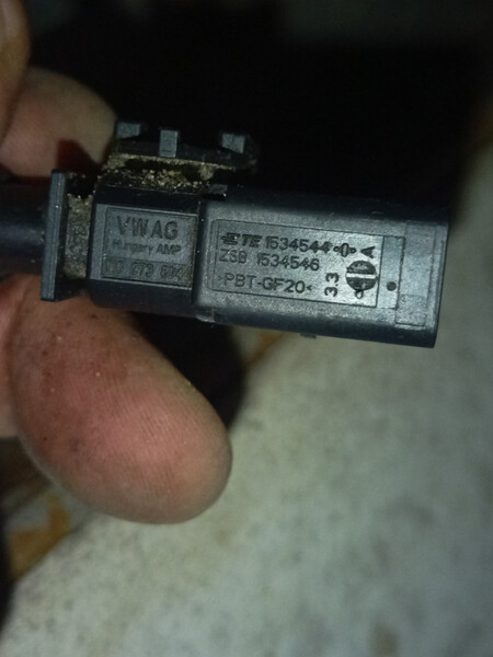 Лямбда-зонд 06K906262E   Volkswagen Passat