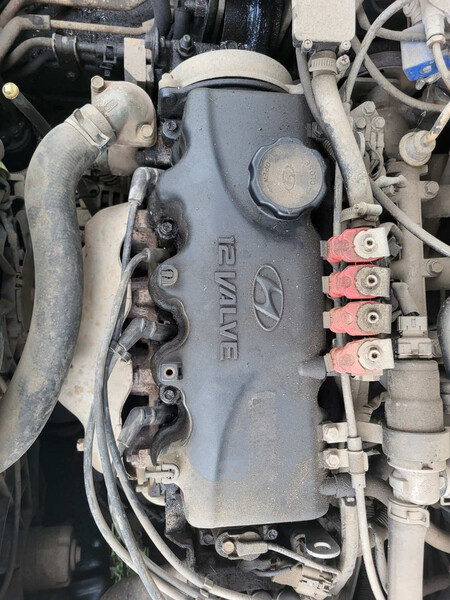 Крышка двигателя 2241022040   Hyundai Accent