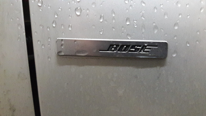 Шилдик bose на крило Renault Megane 3 универсал 2013 г.  1.5 л дизель Ровно