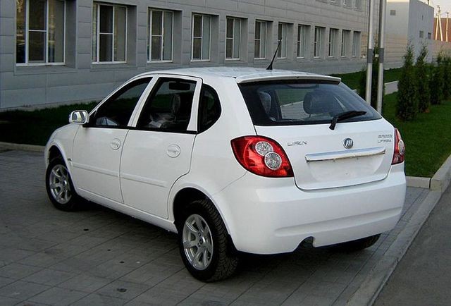 Задний левые стоп сигнал Lifan 2012 1.6 Бензин Днепропетровск