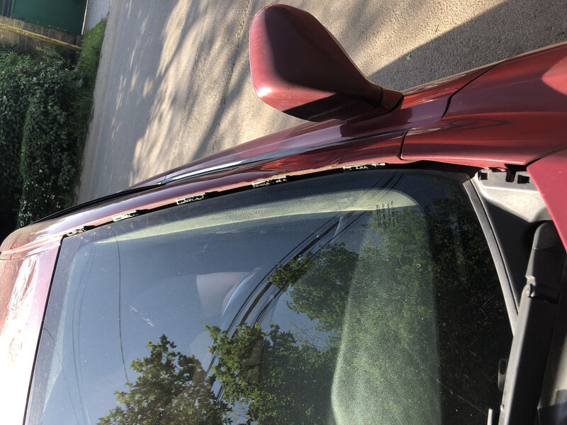 Молдинг Lexus IS 2005 г.  2.5 л бензин