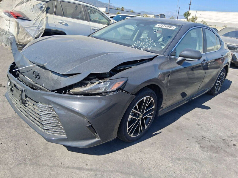 Капот Toyota Camry  2026 2.4 Бензин Белая Церковь