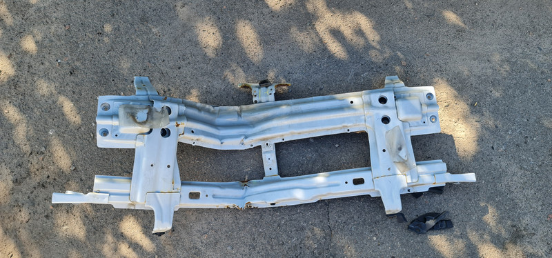 Підсилювач бампера Chevrolet Captiva  2013 хетчбек 2.0 Бензин 