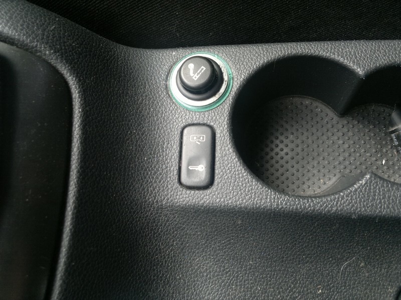 Кнопка центрального замка Skoda Octavia А5 хэтчбек 2005 г.  1.9 л дизель Днепропетровск