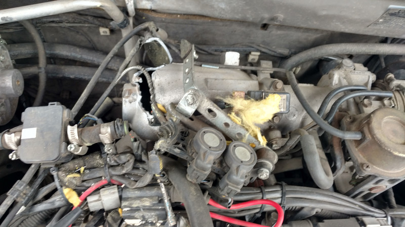 Впускной коллектор Mitsubishi Lancer  2003 2.0 Бензин Киев
