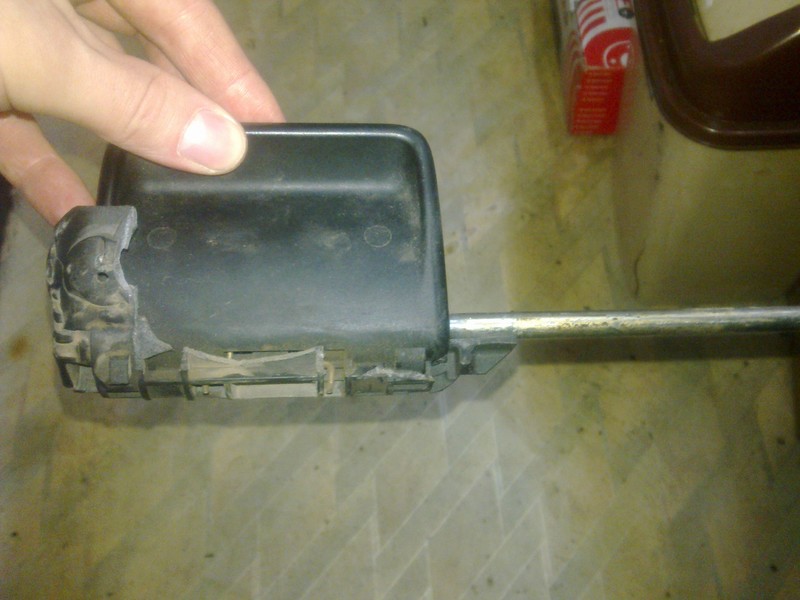 Pычаг привода дверного замка сдвижной правой двери 7H0 843 641 D9B9   Volkswagen T5 (Transporter)