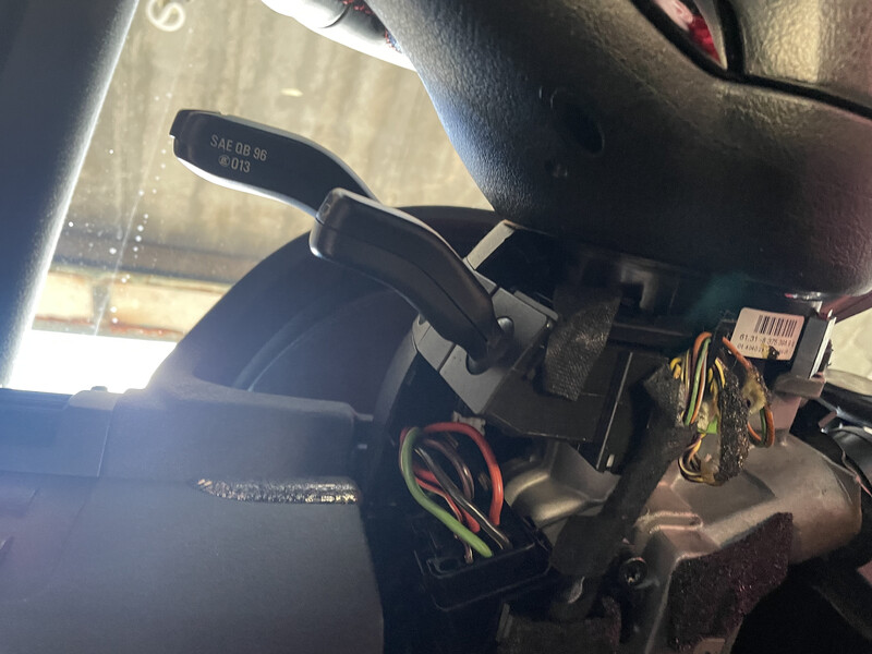 Контактна група BMW X5 E53  2005 універсал 3.0 Дизель 