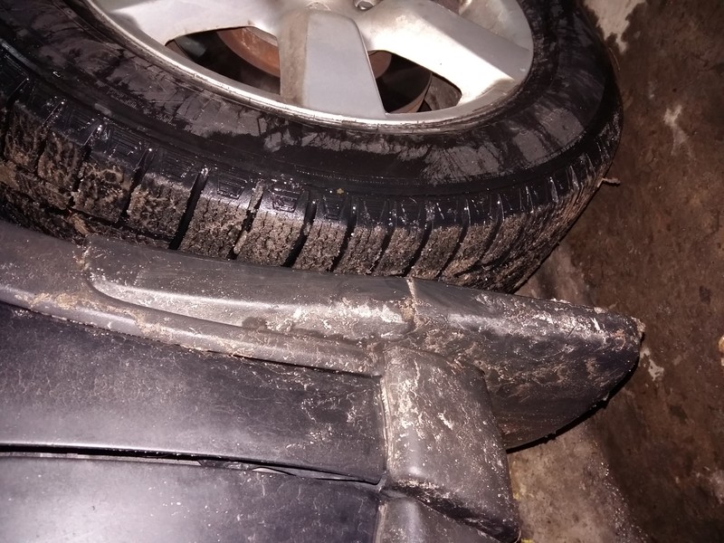 Брызговик Nissan X-Trail T31 2008 г.  2.5 л бензин Ровно