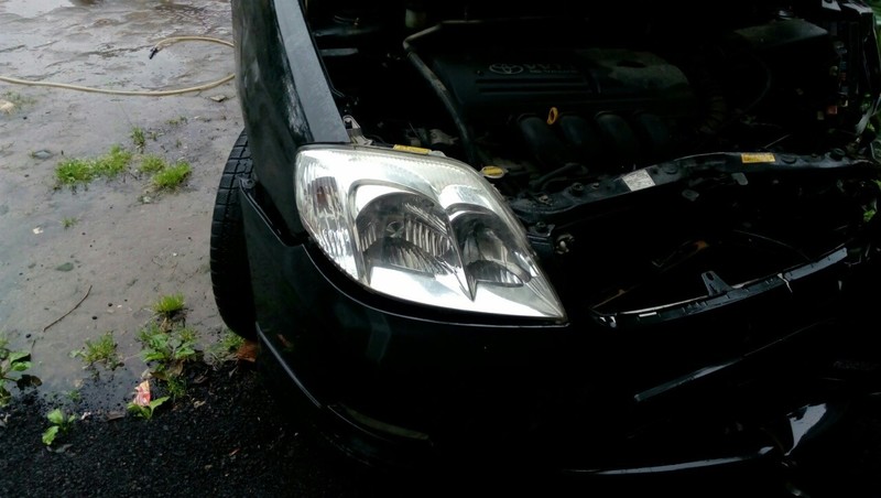 Основна фара у зборі ZZE1220153632   Toyota Corolla