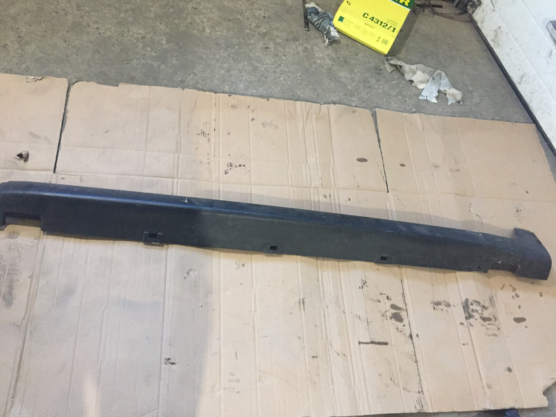 Поріг пластіковий Citroen Berlingo В-9 2008 1.6 Дизель 