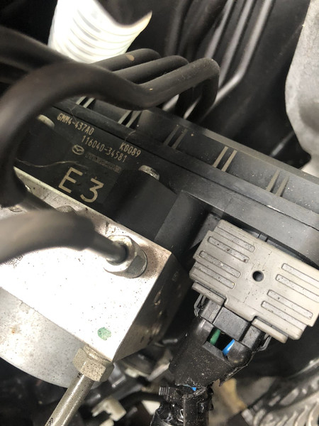 Блок ABS GMY4437A0D   Mazda 6