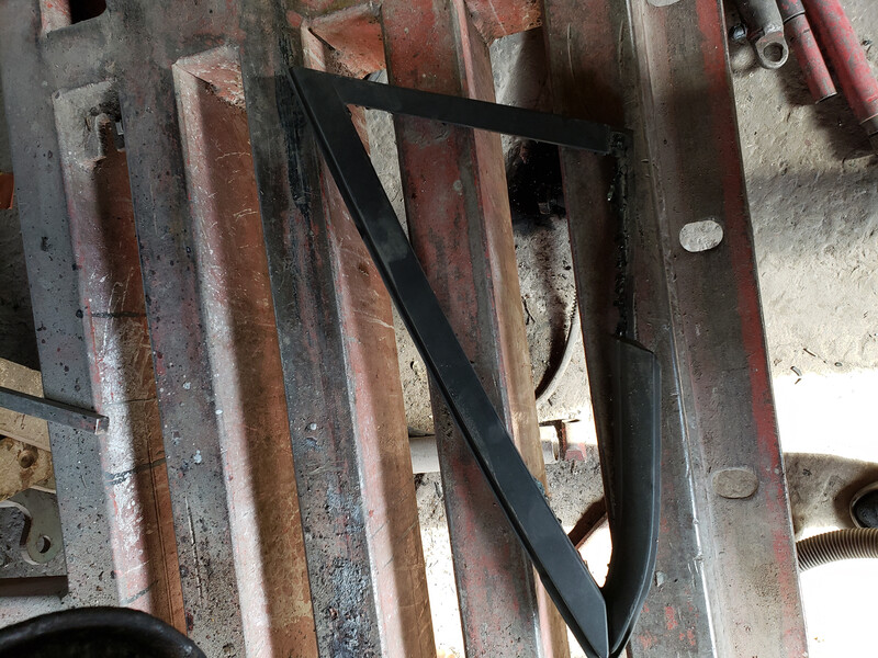 Форточка левая Ford Fiesta MK7 хэтчбек 2014 г.  1.6 л бензин Ровно