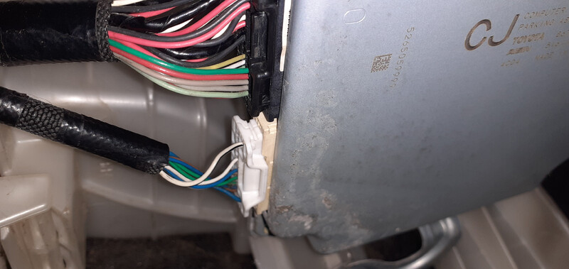 Блок управления парктроником 86792-60500   Lexus LX, Toyota Land Cruiser