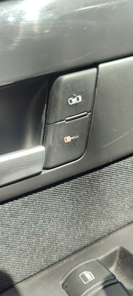Клавіша центрального замка Audi A4  2001 1.8 Бензин Львов