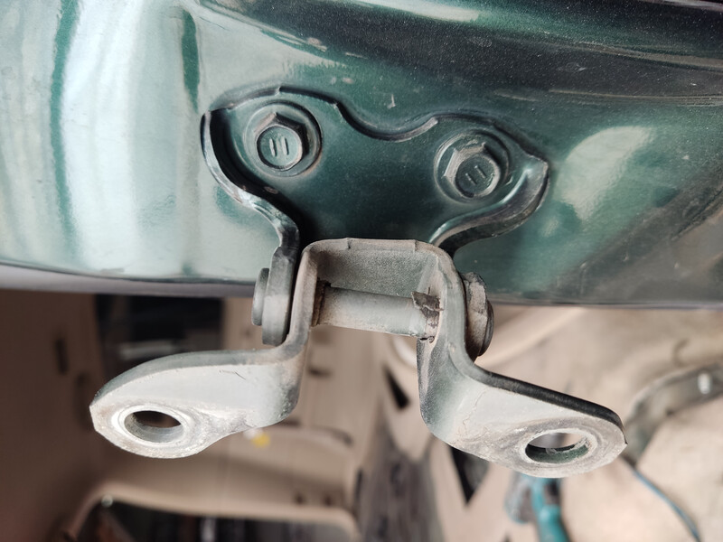 Петля двери задней правой верхняя Toyota Land Cruiser Prado 120  2007 4.0 Бензин Умань