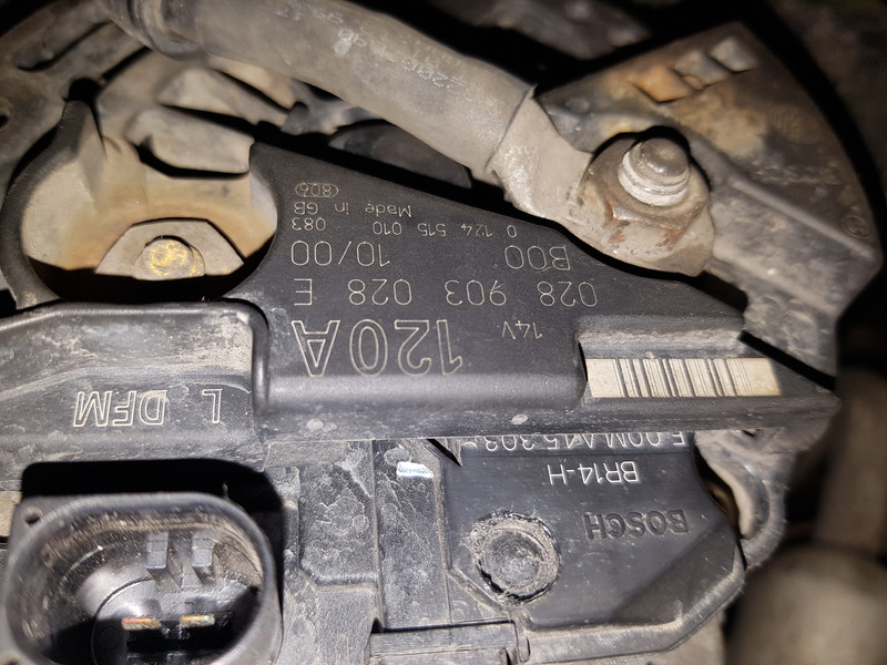 Генератор 0124515010   Volkswagen Sharan